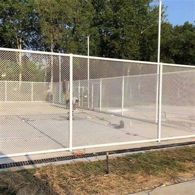 Clôture de court de tennis